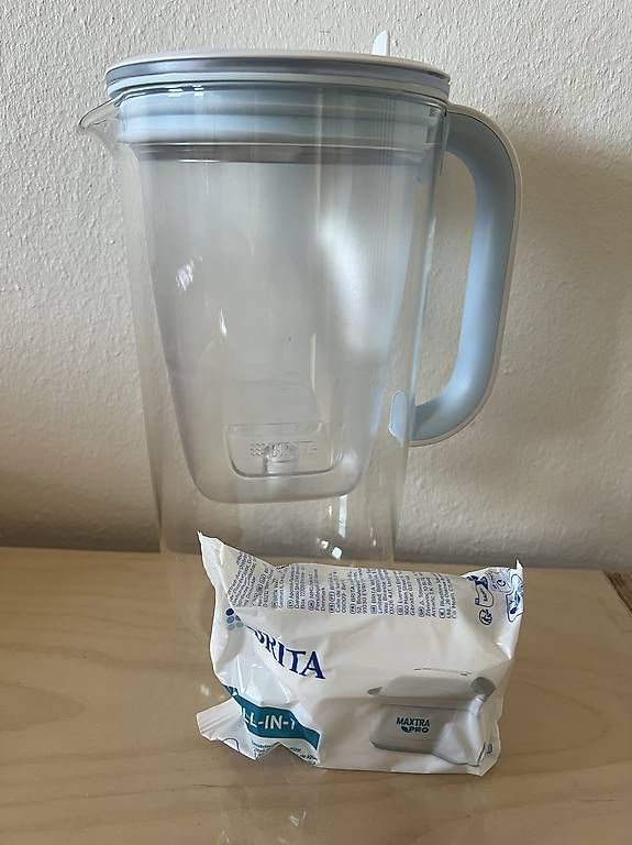 Carafes: Brita Glaskrug – D'occasion à Pratteln par leh_tc6z
