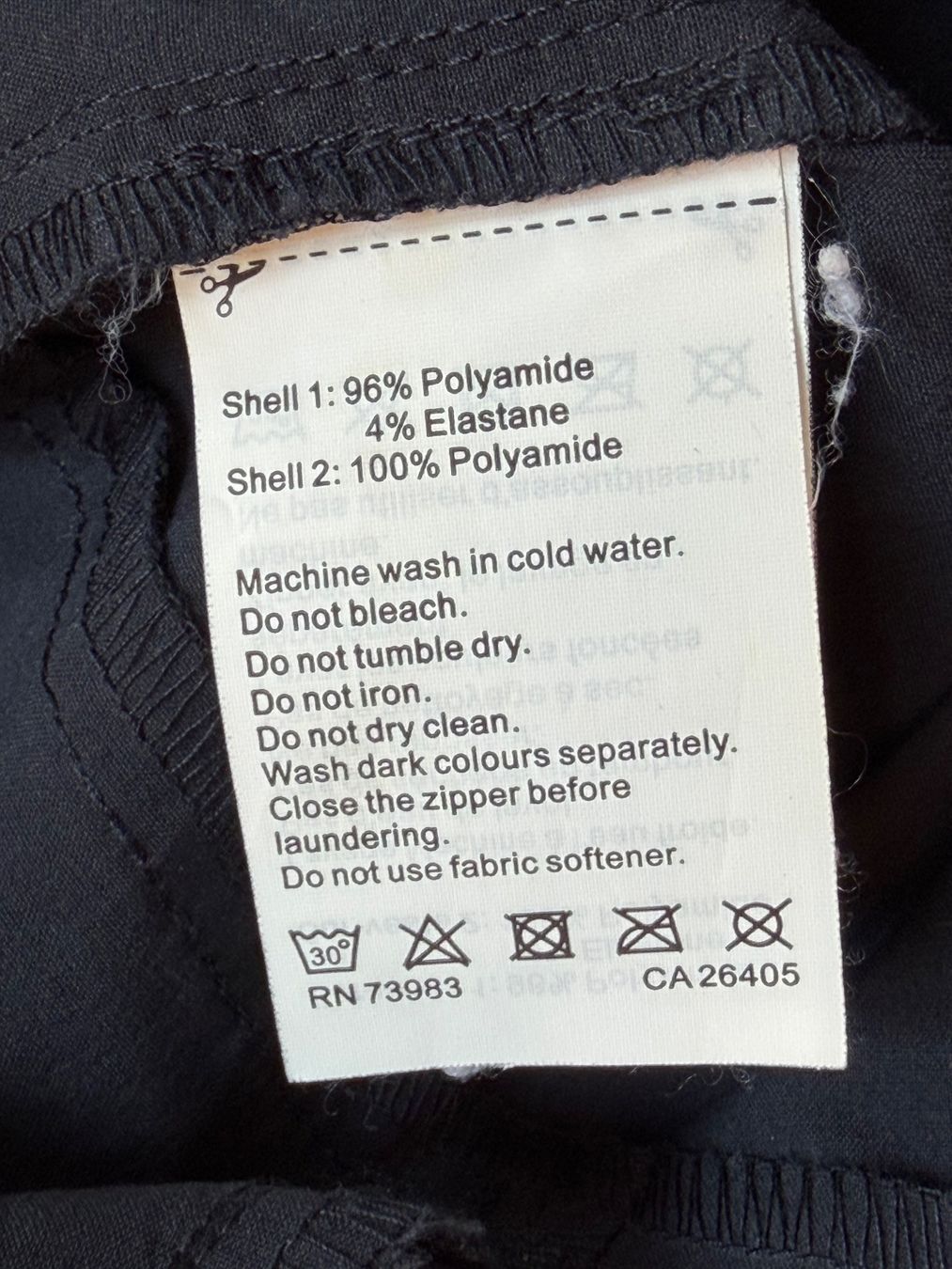 Helly Hansen Hosen: HELLY HANSEN  Capri hose  Gr. 26 Zustand: Perfekt – Gebraucht aus Interlaken von Bona55 7