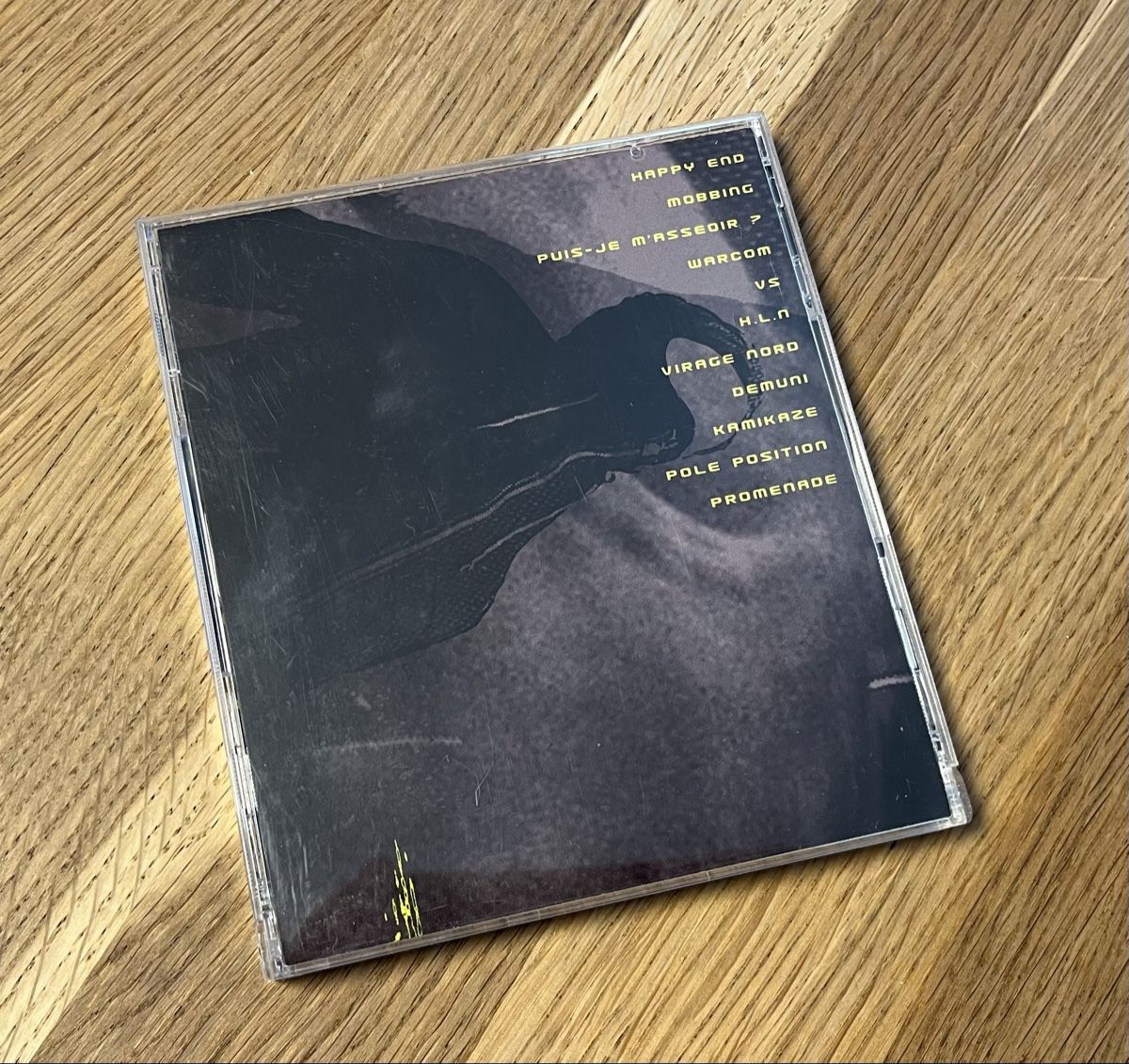 CDs: Attack Vertical - Happy end - CD – Gebraucht aus Posieux von coutset 2