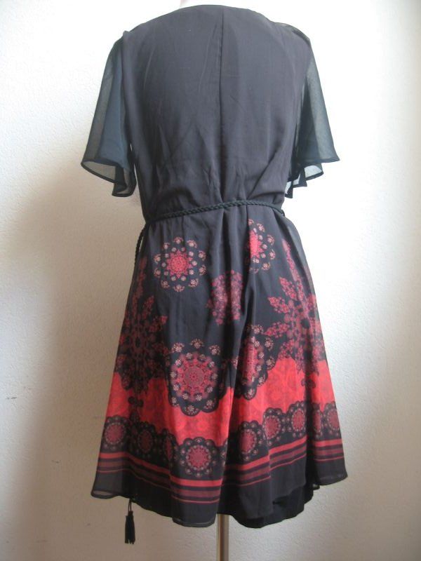 Desigual Kleider: Desigual belle robe en taille 36-38CH! – Gebraucht aus Champlan von baghera12 2