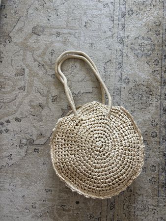 NEW - Round Raffia Bag in Beige