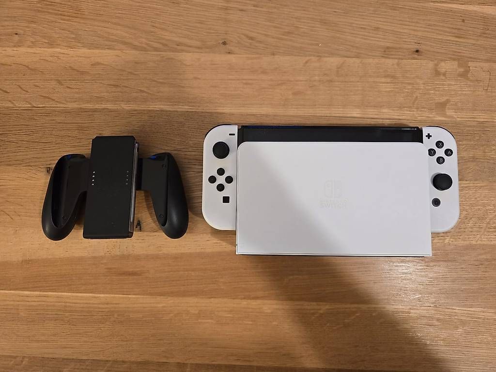 Console: Nintendo Switch OLED – Usato da Nyon venduto da Tam_Tam