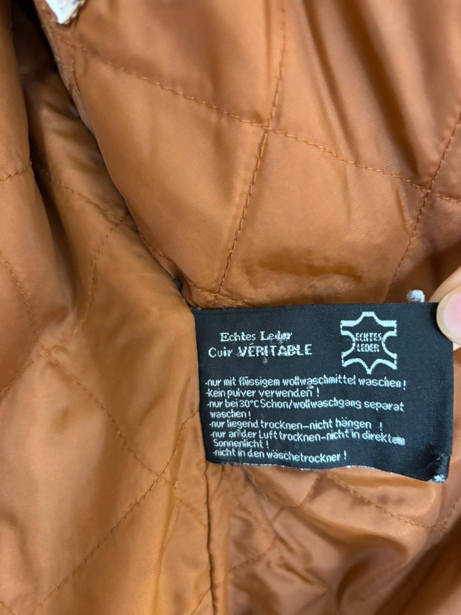 Jacken: Vintage Wildlederjacke Grösse 36 – Gebraucht aus Zürich von backnasli98 2