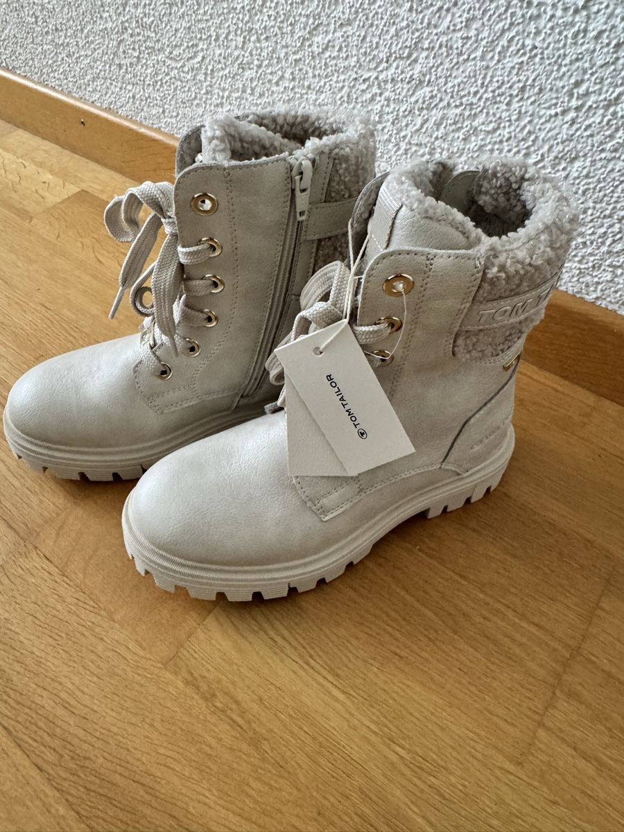 Schuhe für Mädchen: Kinderschuhe – Neu (gemäss Beschreibung) aus Worblaufen von mar_tfk8