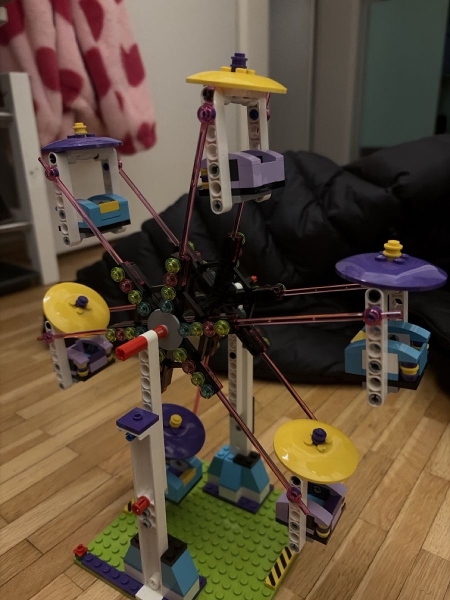 Lego Baukästen: Lego friends par d’attractions – Gebraucht aus Fribourg von Maya.p85 2