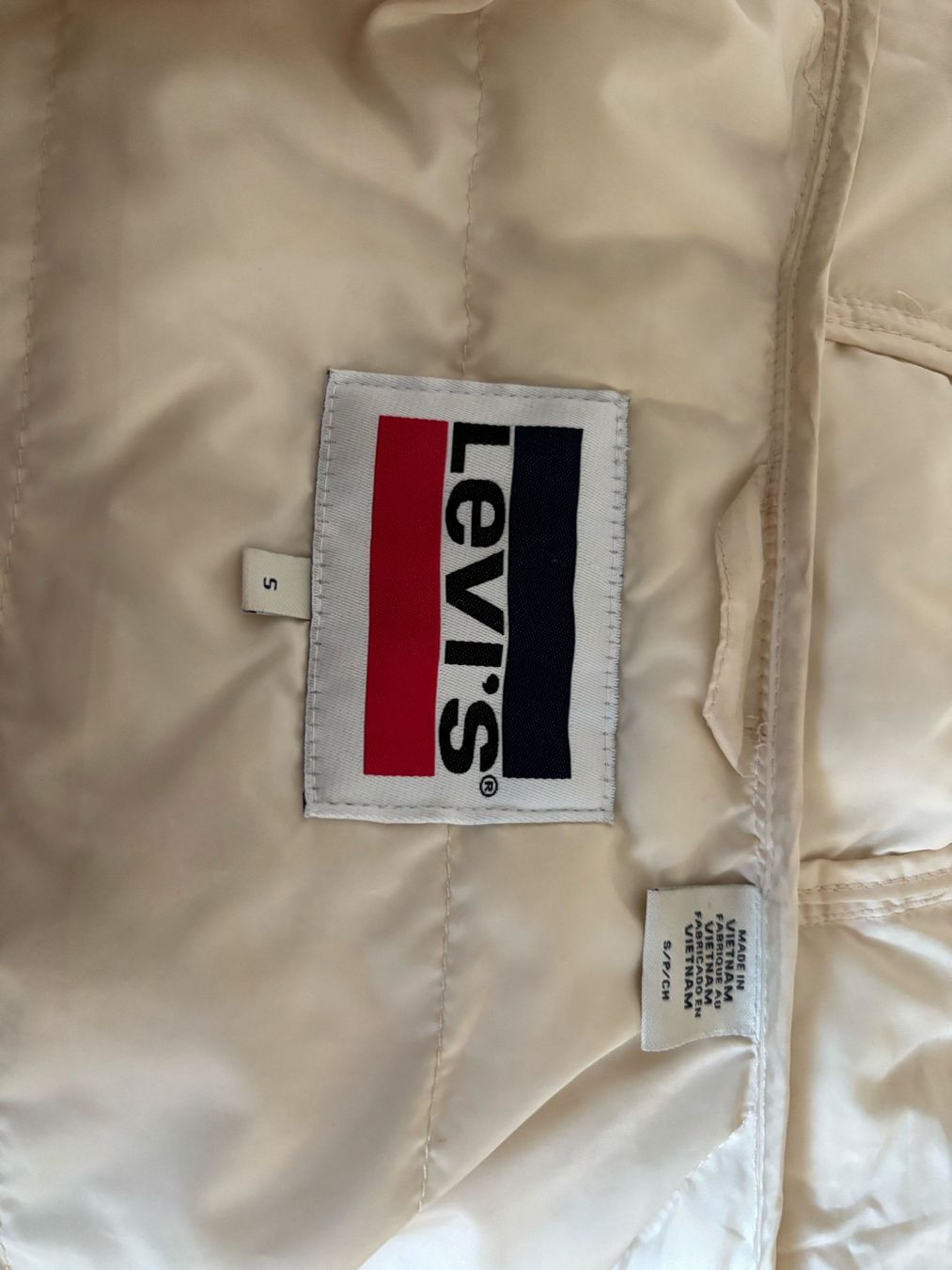 Levi's Giacche: Levis Thermore Weisse Jacke – Usato da Zürich venduto da cat_vmv9 3