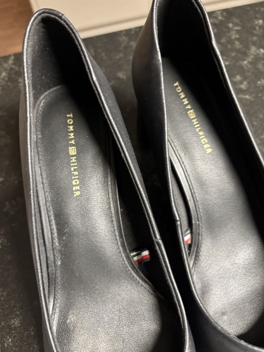 Scarpe da donna: Tommy Hilfiger Pumps 38 Neu – Nuovo (secondo la descrizione) da Chur venduto da mas_h5zg 1