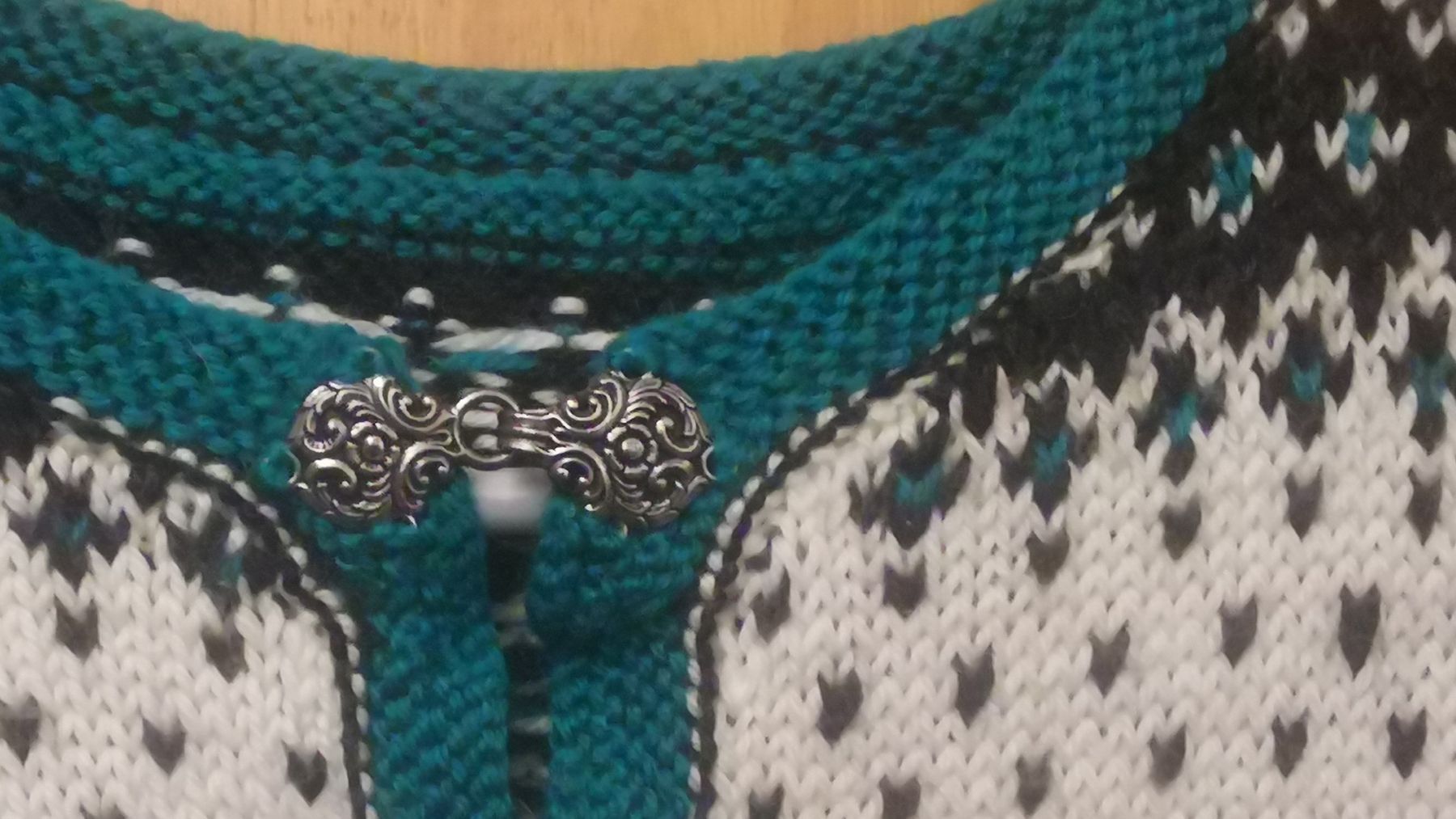 Maglioni & Felpe: Handgestickter Norweger-Kinderpullover – Nuovo (secondo la descrizione) da Uetendorf venduto da Timo2022 2
