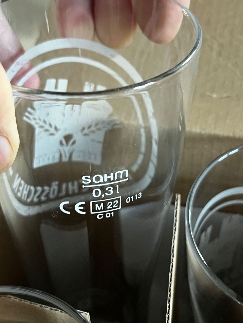 Feldschlösschen Bicchieri: Feldschlösschen Biergläser – Usato da Muttenz venduto da gH5613 2