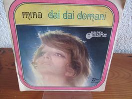 MINA - DAI DAI DOMANI & NON CREDERE