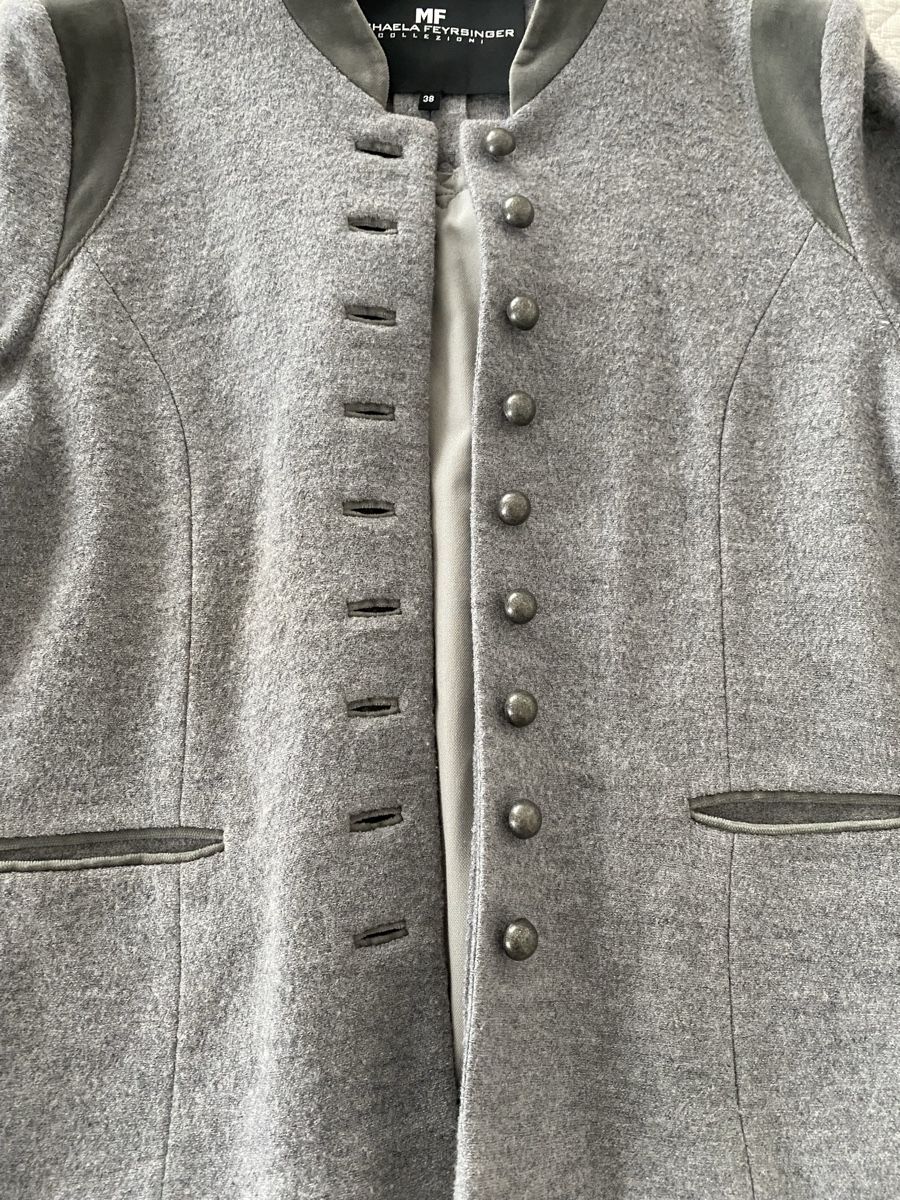 Cappotti: Michaela Feyrsinger Damen Wolle kurzer Mantel – Nuovo e nell'imballaggio originale da Rorschach venduto da lvi_p29s 4