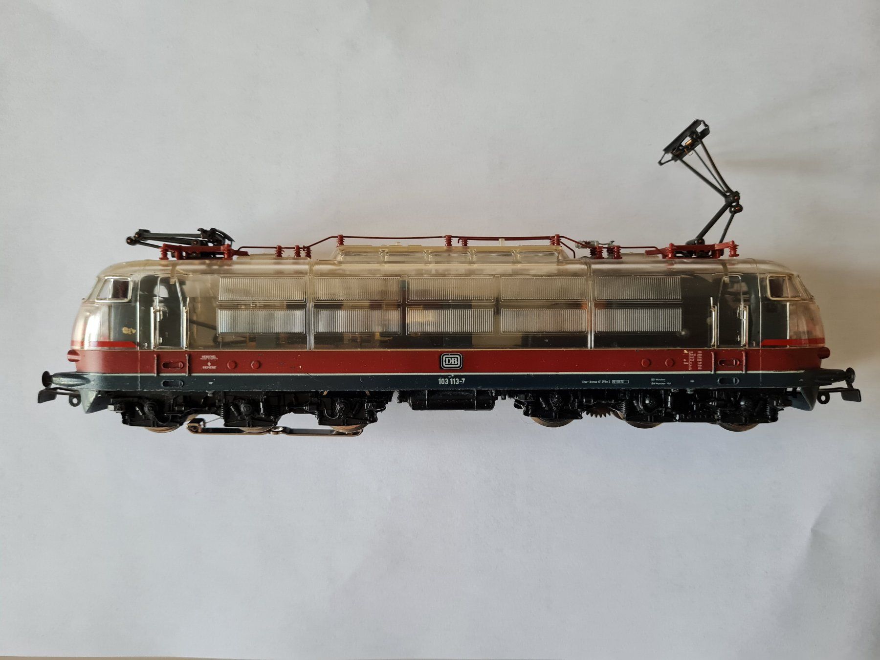 Märklin Modellini di ferrovie: Märklin H0 3053 - E 103 113-7 DB Transparent analog – Usato da Zollikofen venduto da Trina02 2