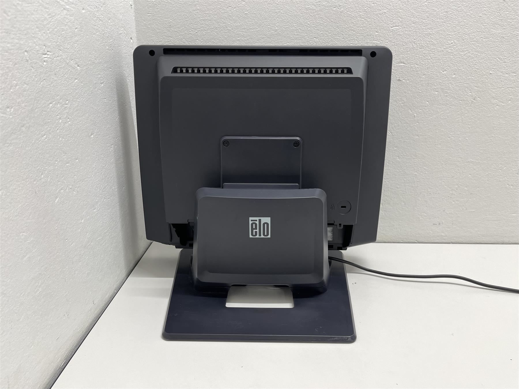 Elo Monitor: Elo Touch 17 B2 Touchcomputer – Usato da Niederdorf venduto da LeptonAG 2