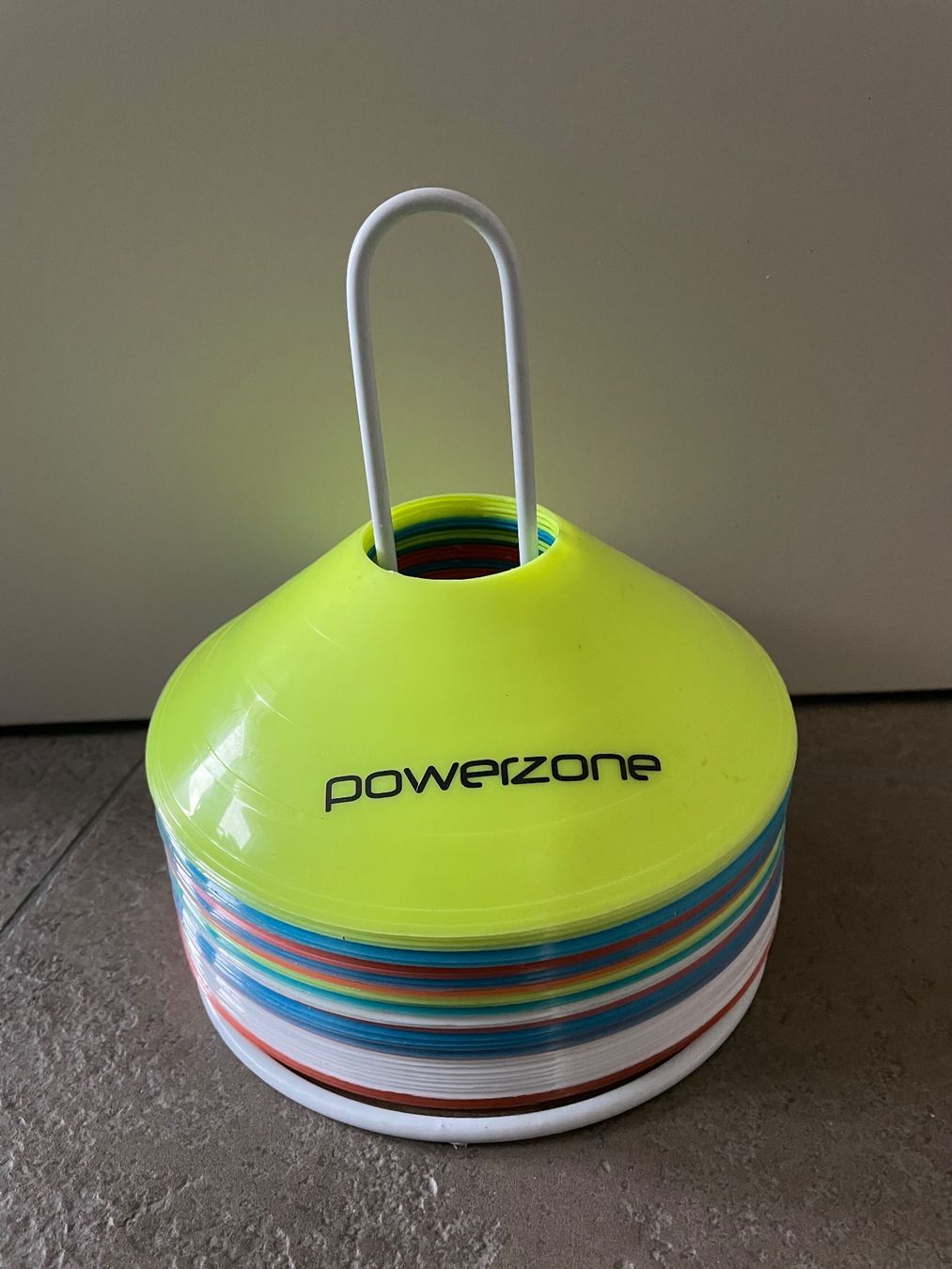 Sticker: Markierungshütchen Powerzone 40Stk. – Usato da Hausen am Albis venduto da Gualdo