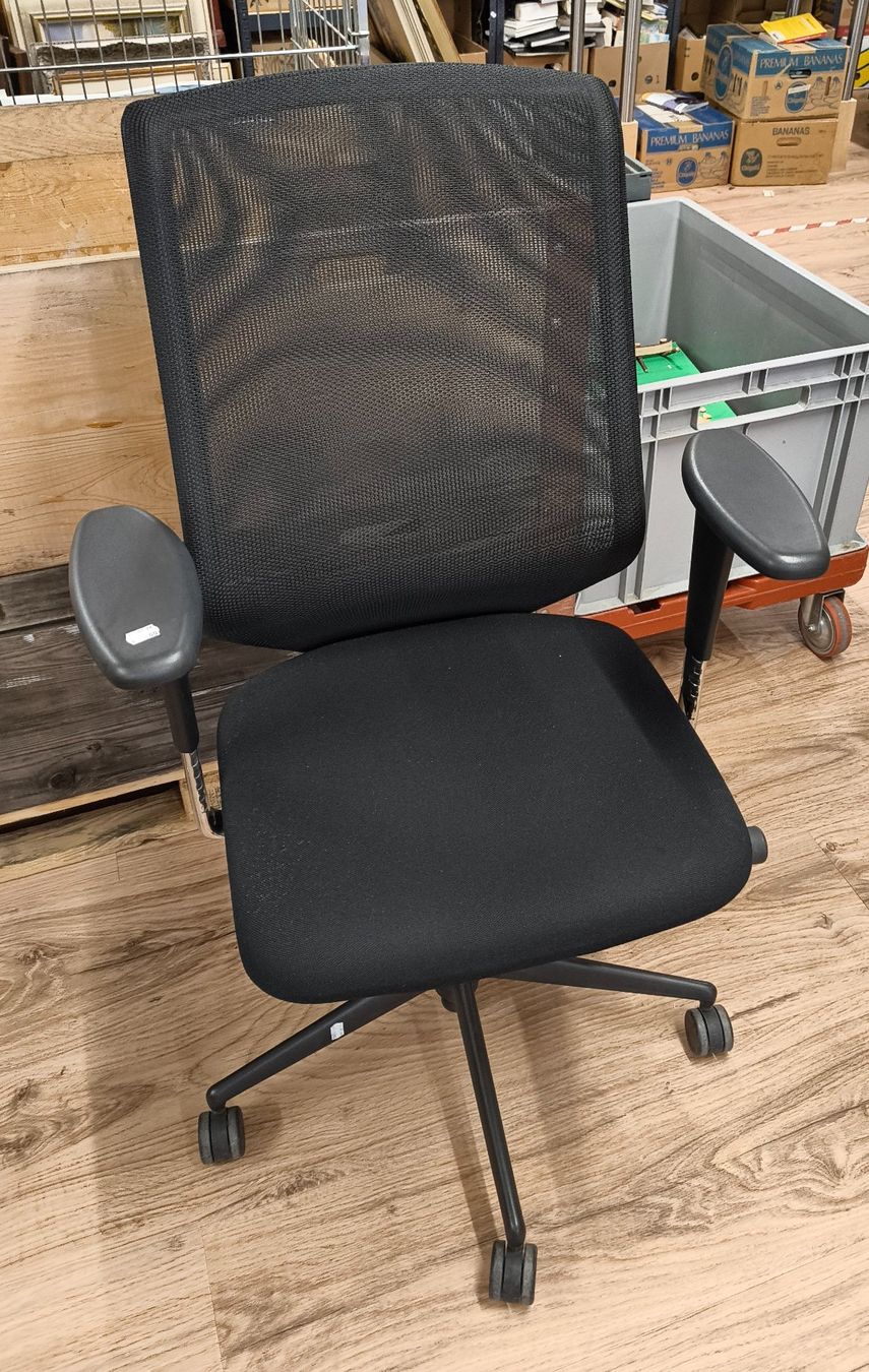 Vitra Sedie: Vitra Bürostuhl – Usato da Basel venduto da bk_brockibasel 2