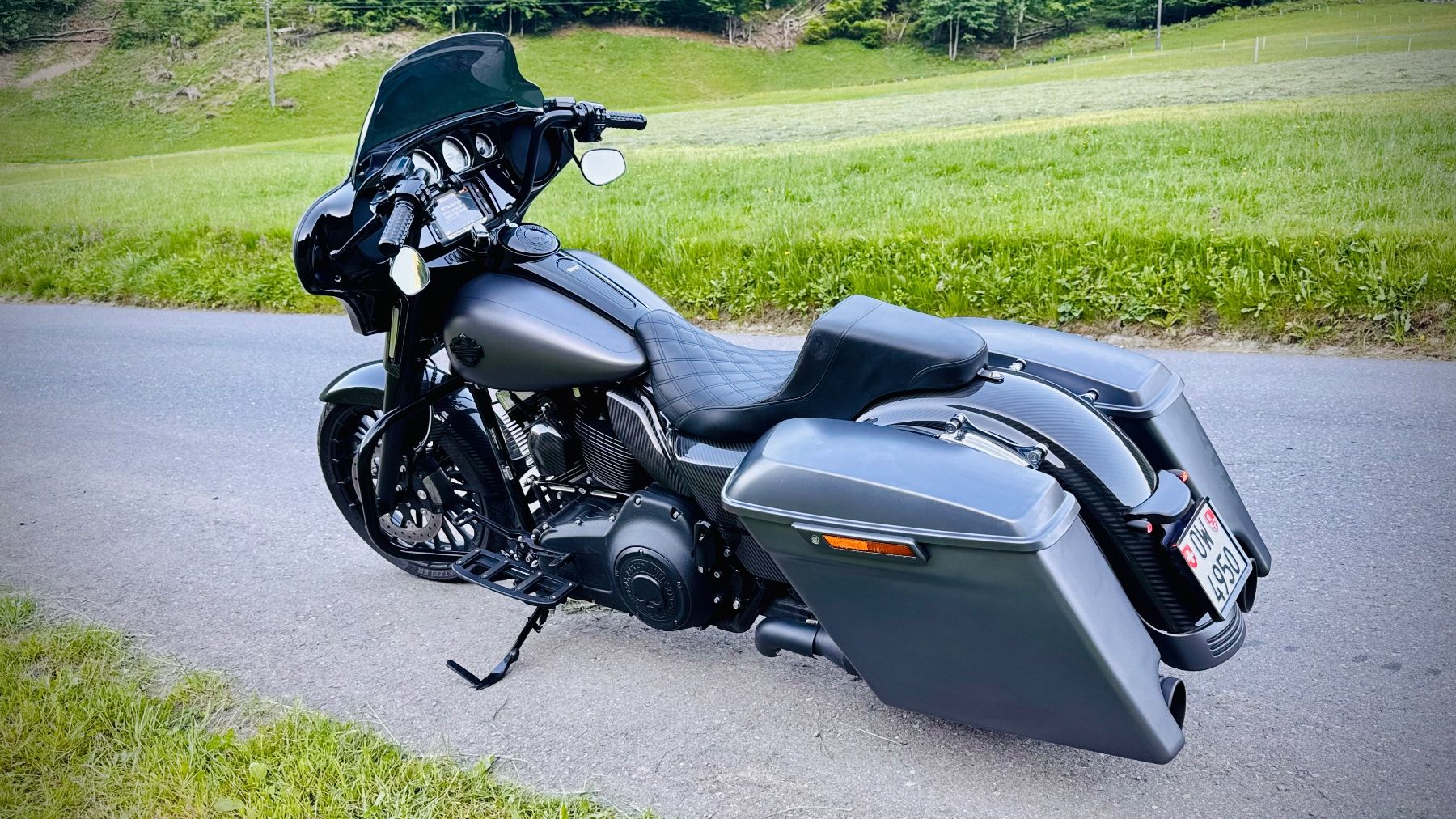 Harley-Davidson Touring: Street Glide 103 Stage 2 – Usato da Sarnen venduto da b.88 8