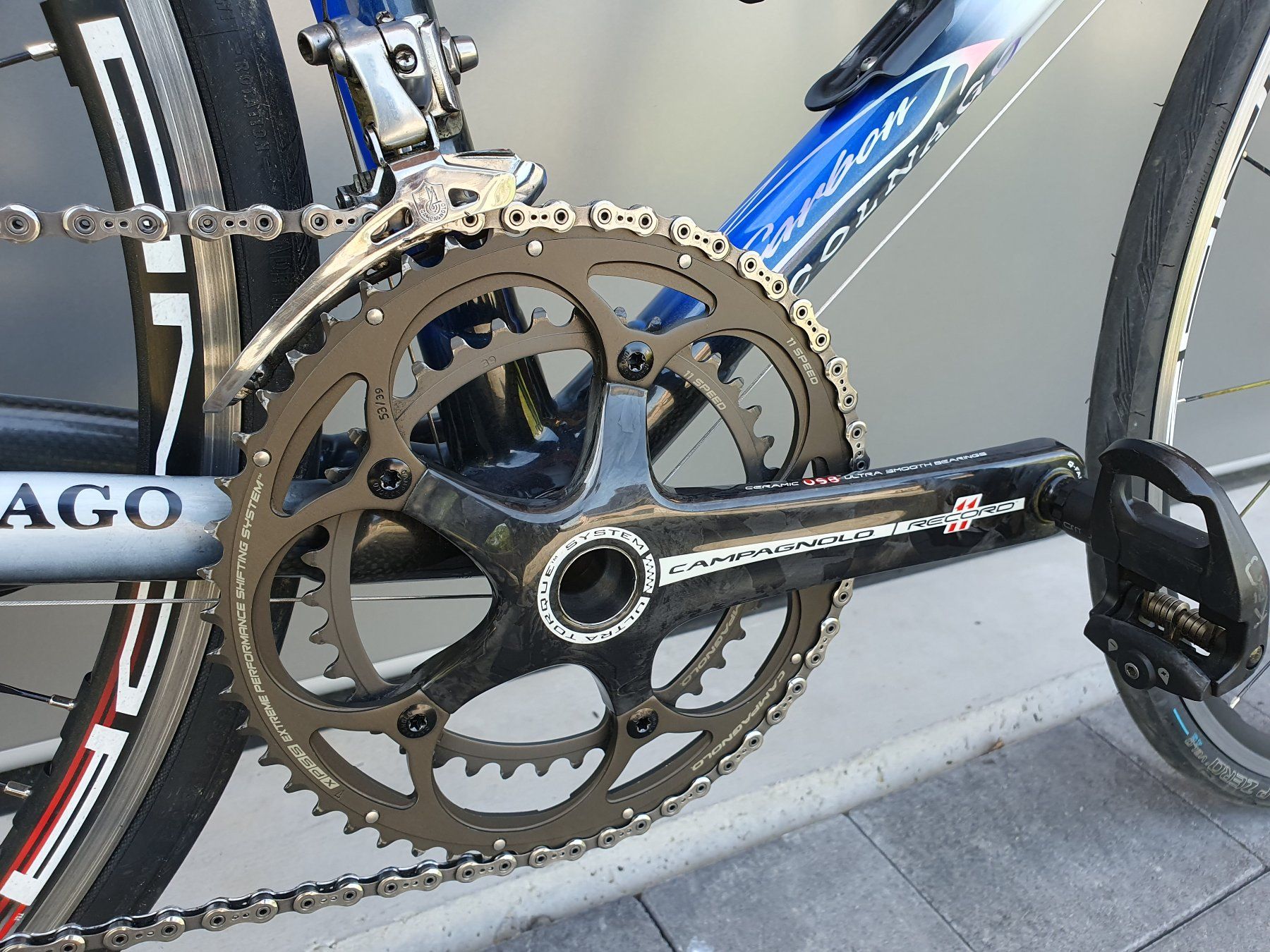 Colnago Vélos: Colnago C40 - RH61 - Campagnolo Record – D'occasion à Hohentannen par Grimblegromble 5