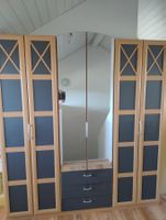 Kleiderschrank