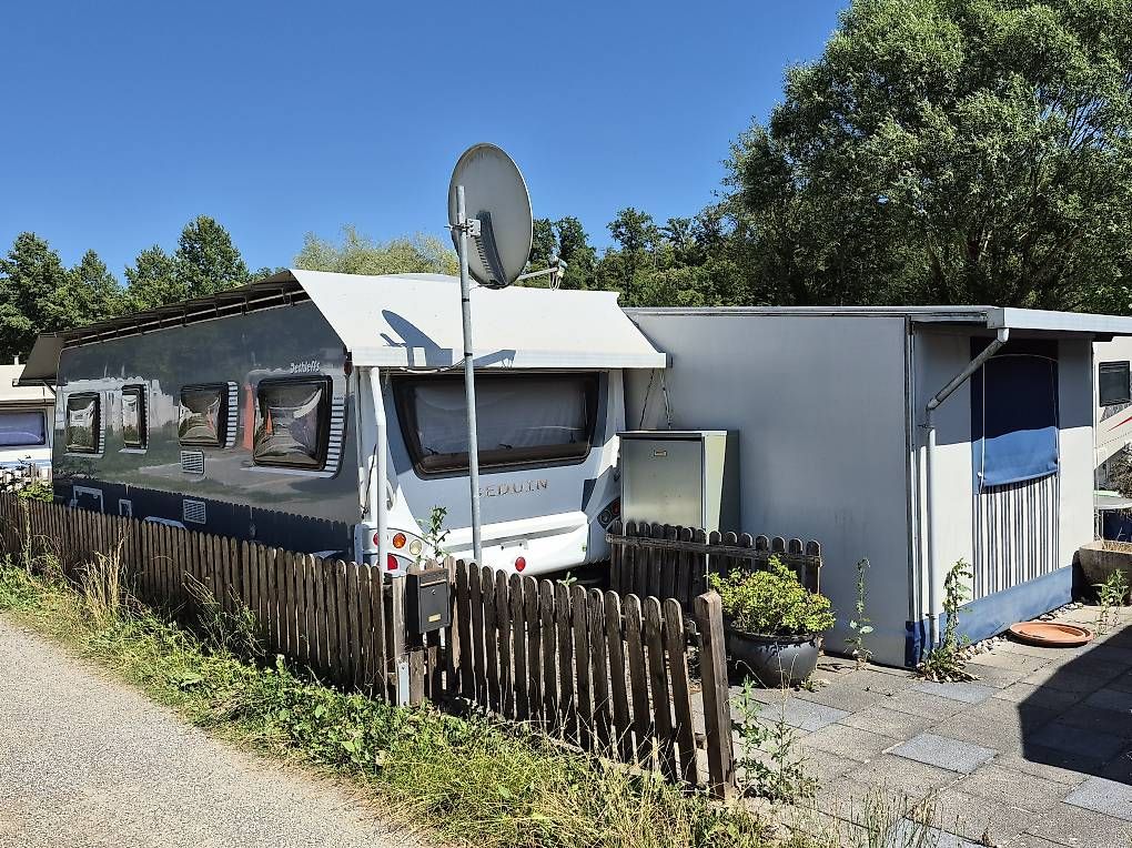 Camping Fahrzeuge: Dethleffs Beduin Luxuspaket, NELLEN Vorzelt BERGKLAUSE 700 – Gebraucht aus Wallisellen von Selade 1