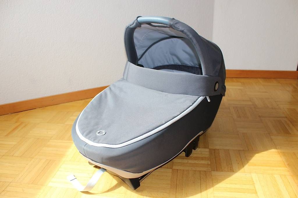 Seggiolini per auto: Maxi-Cosi Jade + Bébé Confort ISOFIX Basis – Usato da Zürich venduto da Francois236