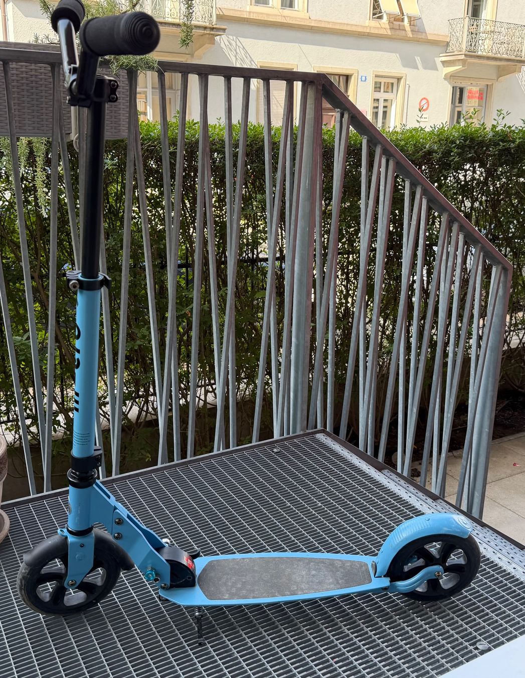 Scooter: MICRO SPEED DELUXE – Usato da Zürich venduto da 22frog