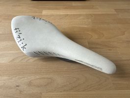 Fizik Arione CX Carbon Sattel