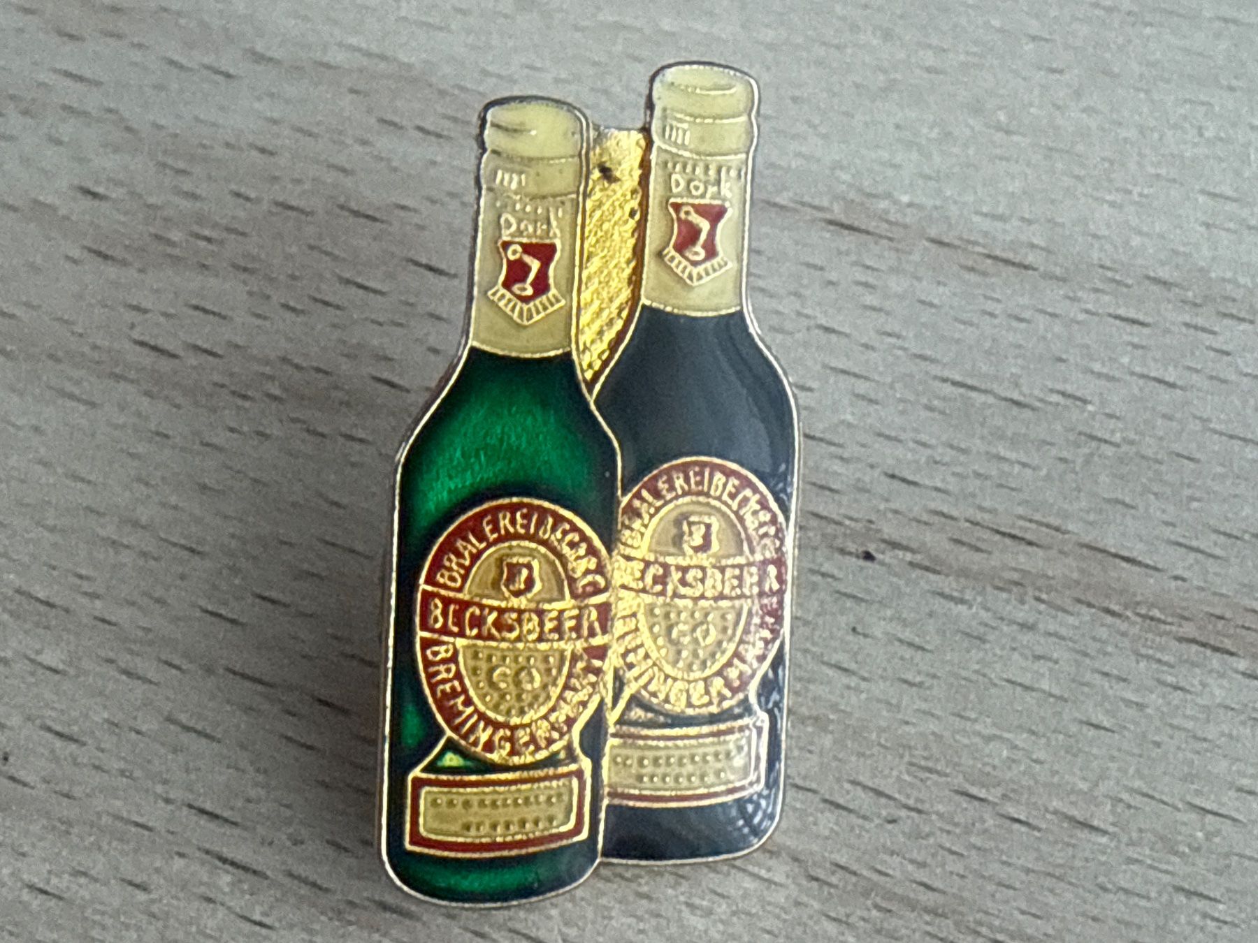 Plaquettes & Badges: Pin Becksbeer – D'occasion à Glattbrugg par Schweigmatt