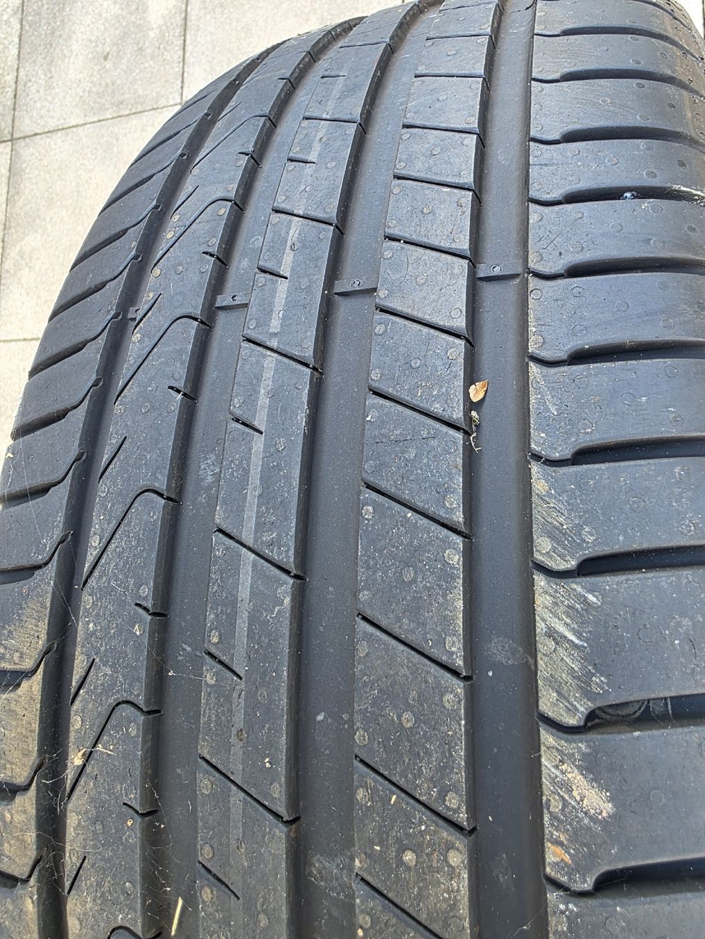 Pirelli Pneumatici & Ruote complete: pneux d été 235/55/19 – Usato da Prez-vers-Noréaz venduto da Bogh15 2