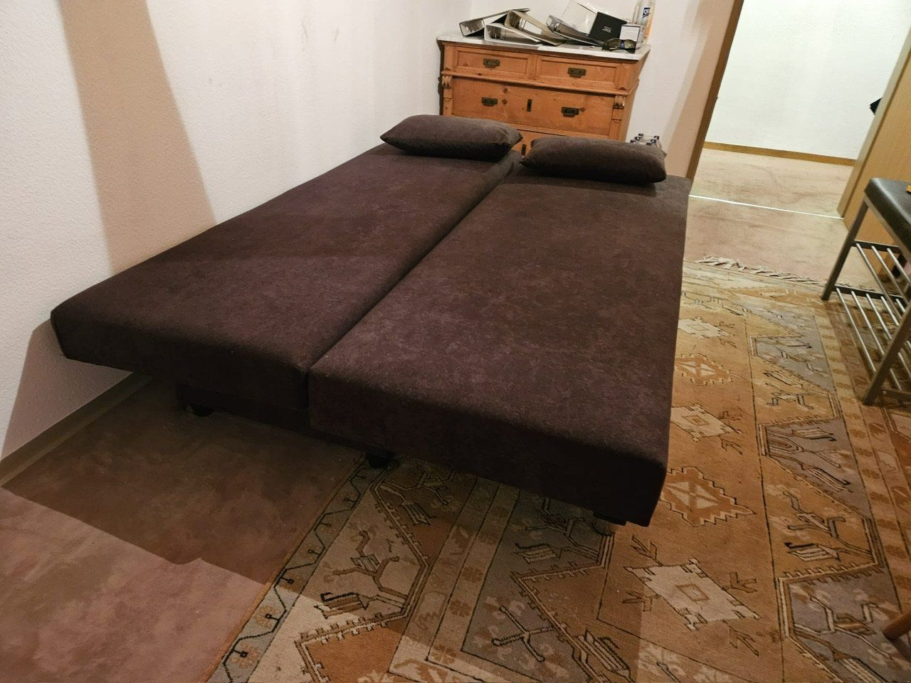 Divani: 1 Bett Sofa Gratis abzugeben – Usato da Mörschwil venduto da walan66 1