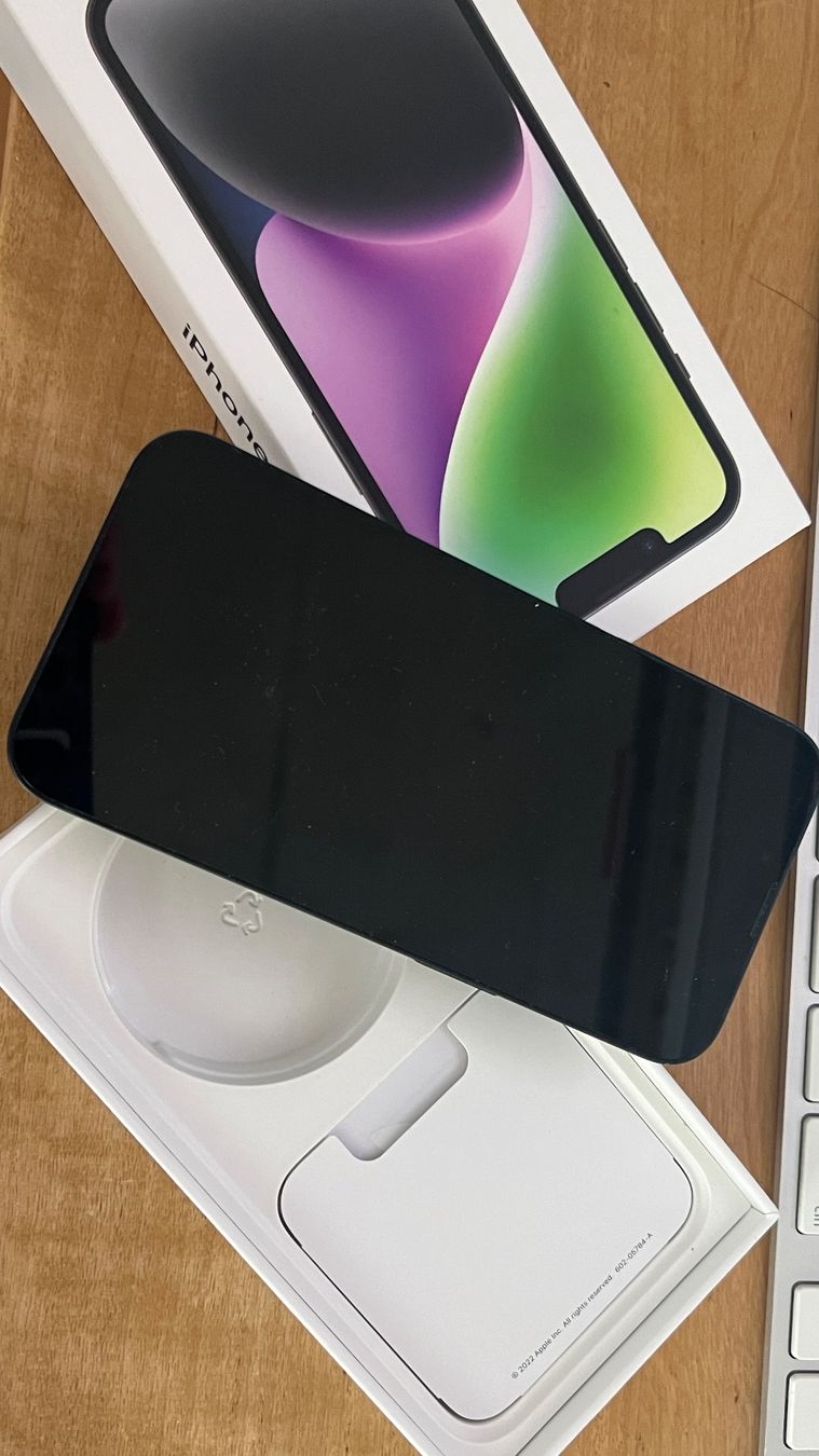 Apple Telefoni cellulari / Smartphones: iPhone 14    A2882 (2022) – Usato da Uster venduto da Ixus63 3