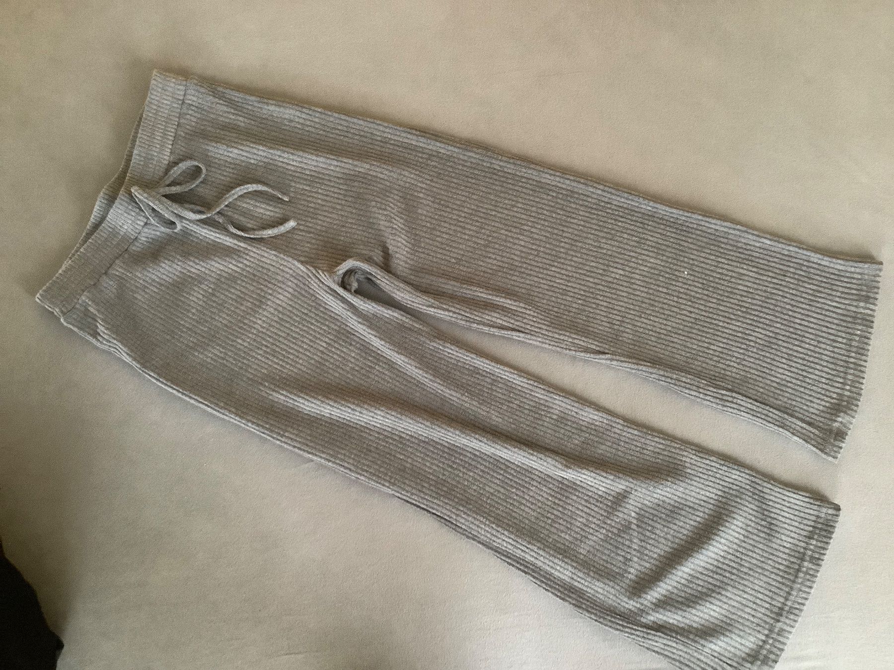 Pantaloni: Hose – Usato da Uznach venduto da manulas