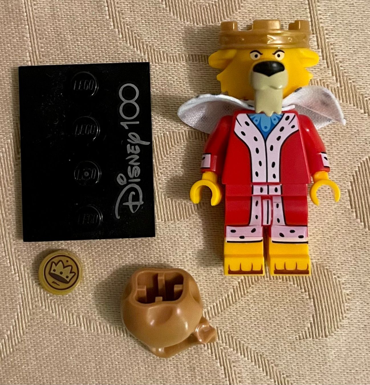 Lego Kit di costruzioni: Lego Minifigure Disney 100 - Prince John – Usato da Höri venduto da PSMarinho