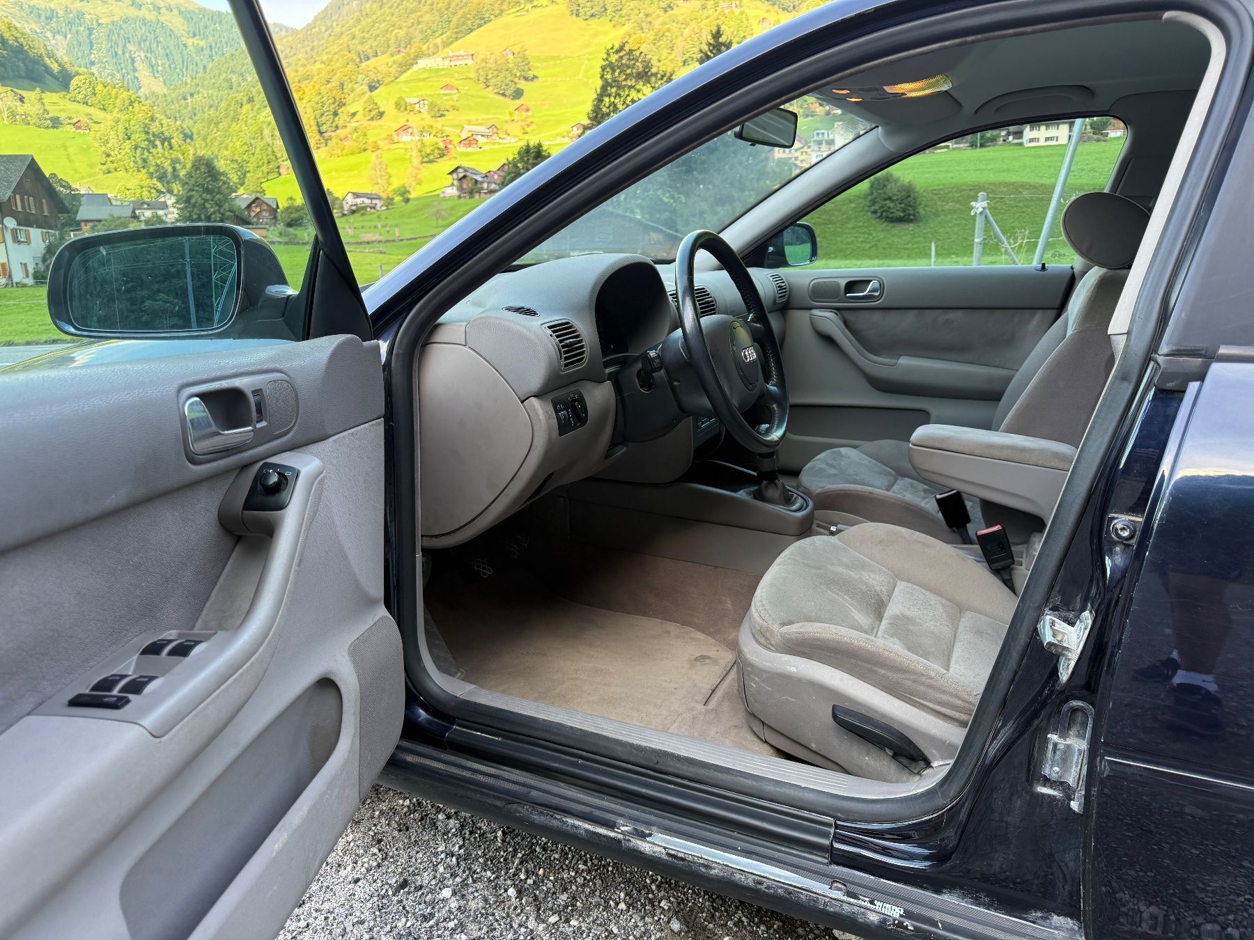 Audi Automobili: Audi A3 Quattro 1.8 Benzin – Usato da Glarus venduto da aut_lbz7 4