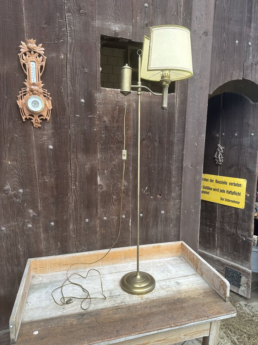 Lampade: Ständerlampe Stehlampe Retro Vintage – Usato da Villmergen venduto da Bezdupe