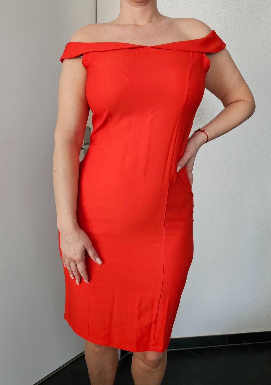 Vestiti: Partykleid, Coctailkleid, schulterfrei, Gr.42 – Usato da Birr venduto da V-K