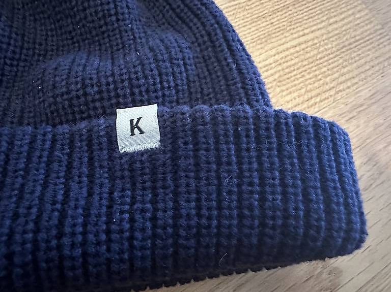 Berretti & Sciarpe: Kappe, bis ca 2 jährig – Usato da Bern venduto da Salamander86