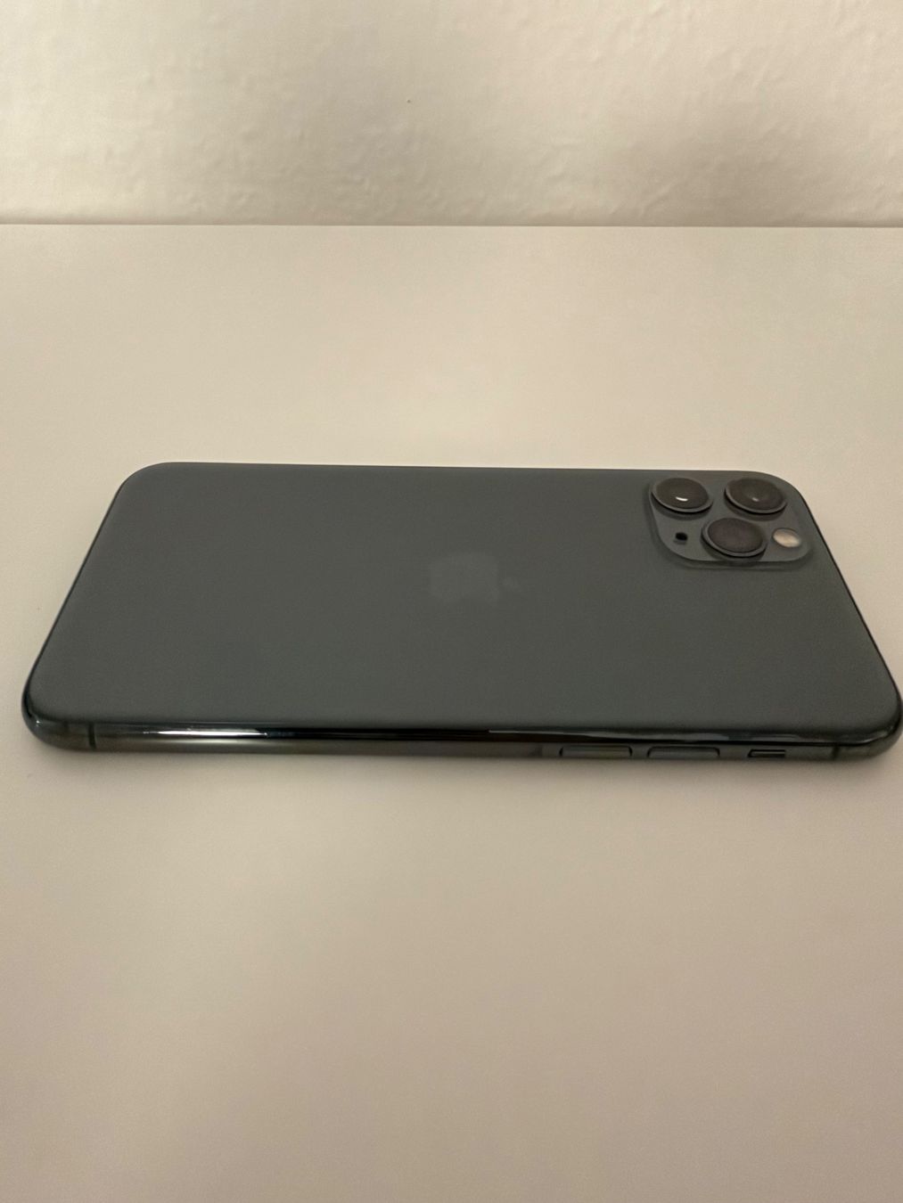 Apple Telefoni cellulari / Smartphones: Iphone 11 Pro - 256 GB – Usato da muttenz venduto da space-frame 3