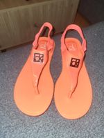 Calvin Klein Flip-Flops, Größe 39. Farbe Lachs, neu.
