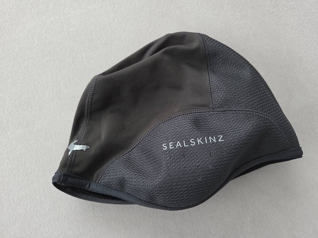 Altro in  Abbigliamento & Accessori: Fabrikneuer Windstopper L/XL – Nuovo (secondo la descrizione) da Ennetbürgen venduto da Riwemogmbh
