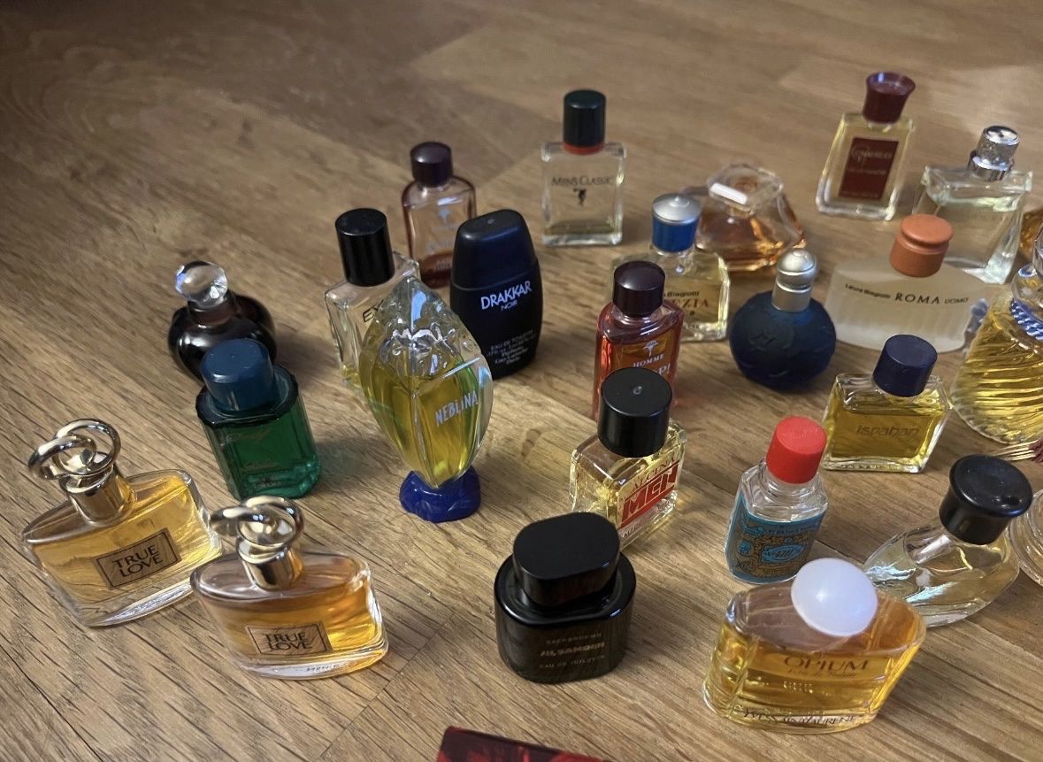Profumi & Eau de Toilette: Mini-Parfüm Sammlung – Usato da Bern venduto da Miniparfum 1