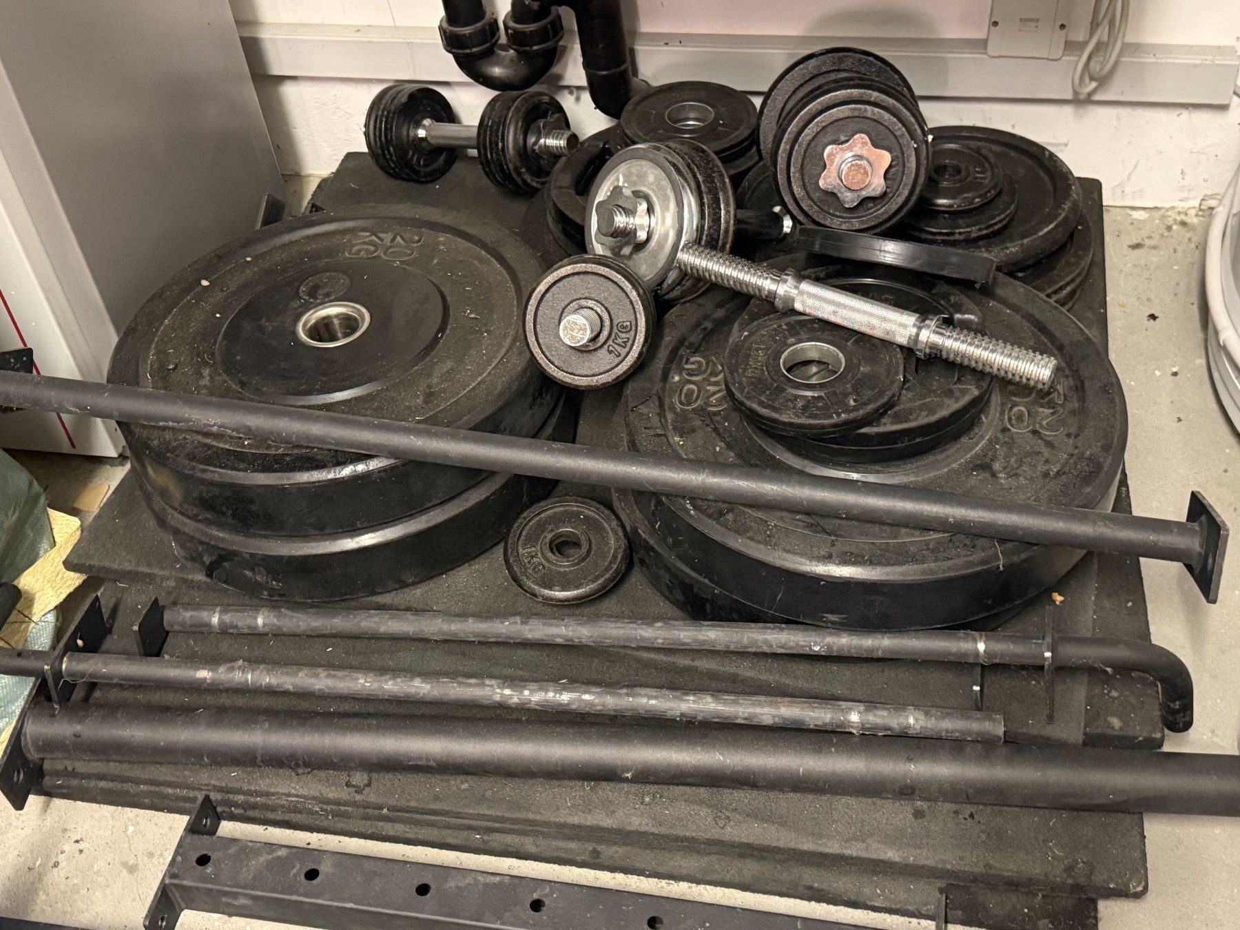 Hometrainer: Squat Rack - inkl Bank und Hanteln – Usato da Stäfa venduto da osc_czc7 2