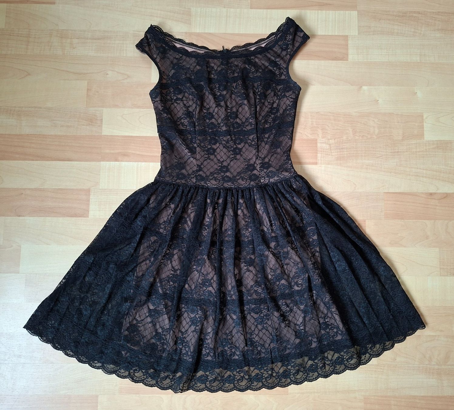 Kleider: Kleid Gr. 38 – Neu (gemäss Beschreibung) aus Niederlenz von ion_gv7d