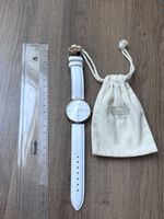 Tolle Flachsmann Uhr „World“ rosé, weisses Lederarmband