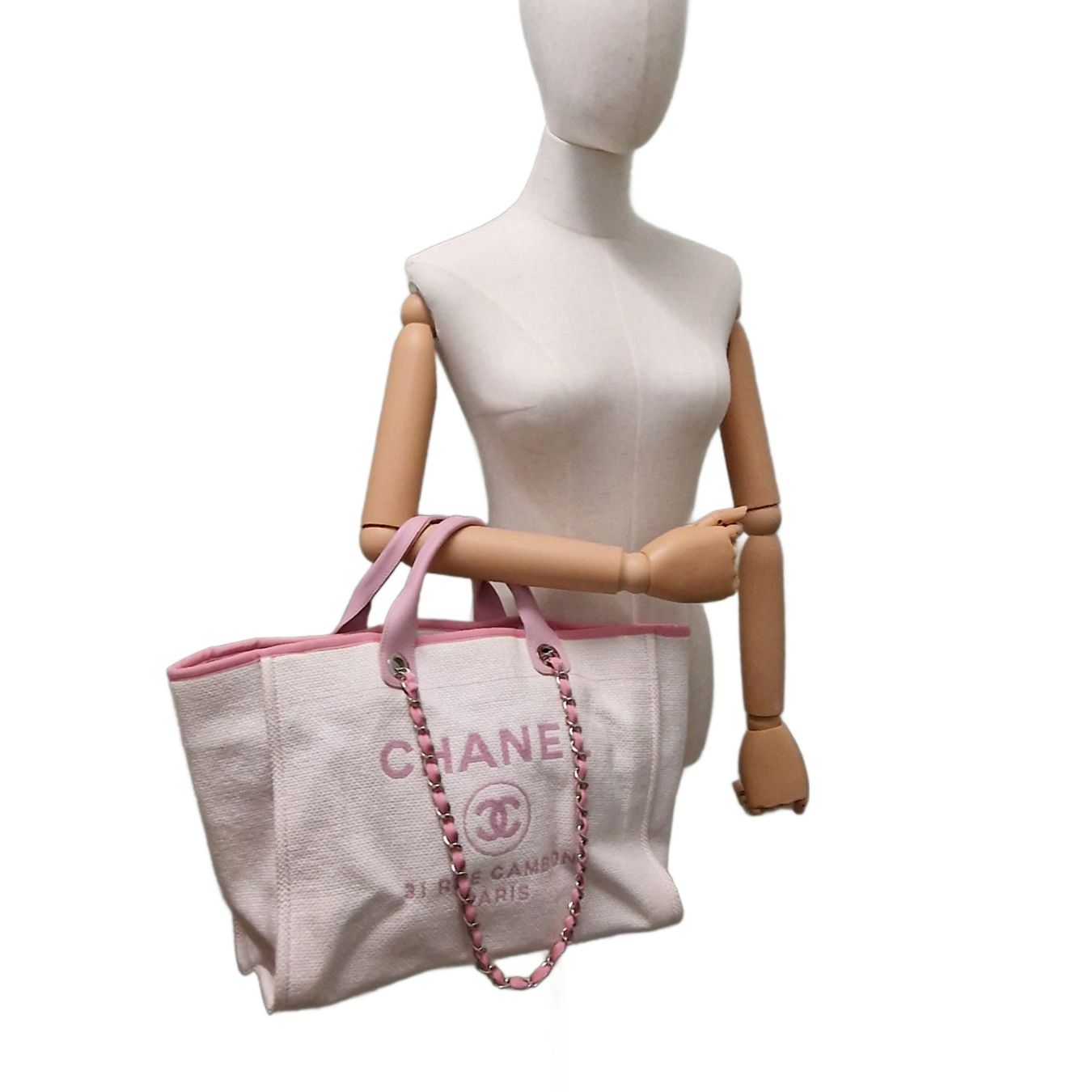 Chanel Borse da donna: Chanel Medium Deauville Bag – Usato da Zürich venduto da Liloubags 1
