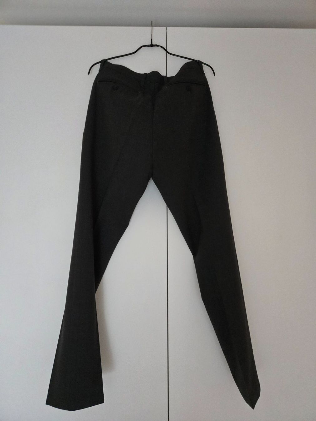 Theory Pantaloni: Theory Anzughose, Grau, 32 – Usato da Basel venduto da noah27 1