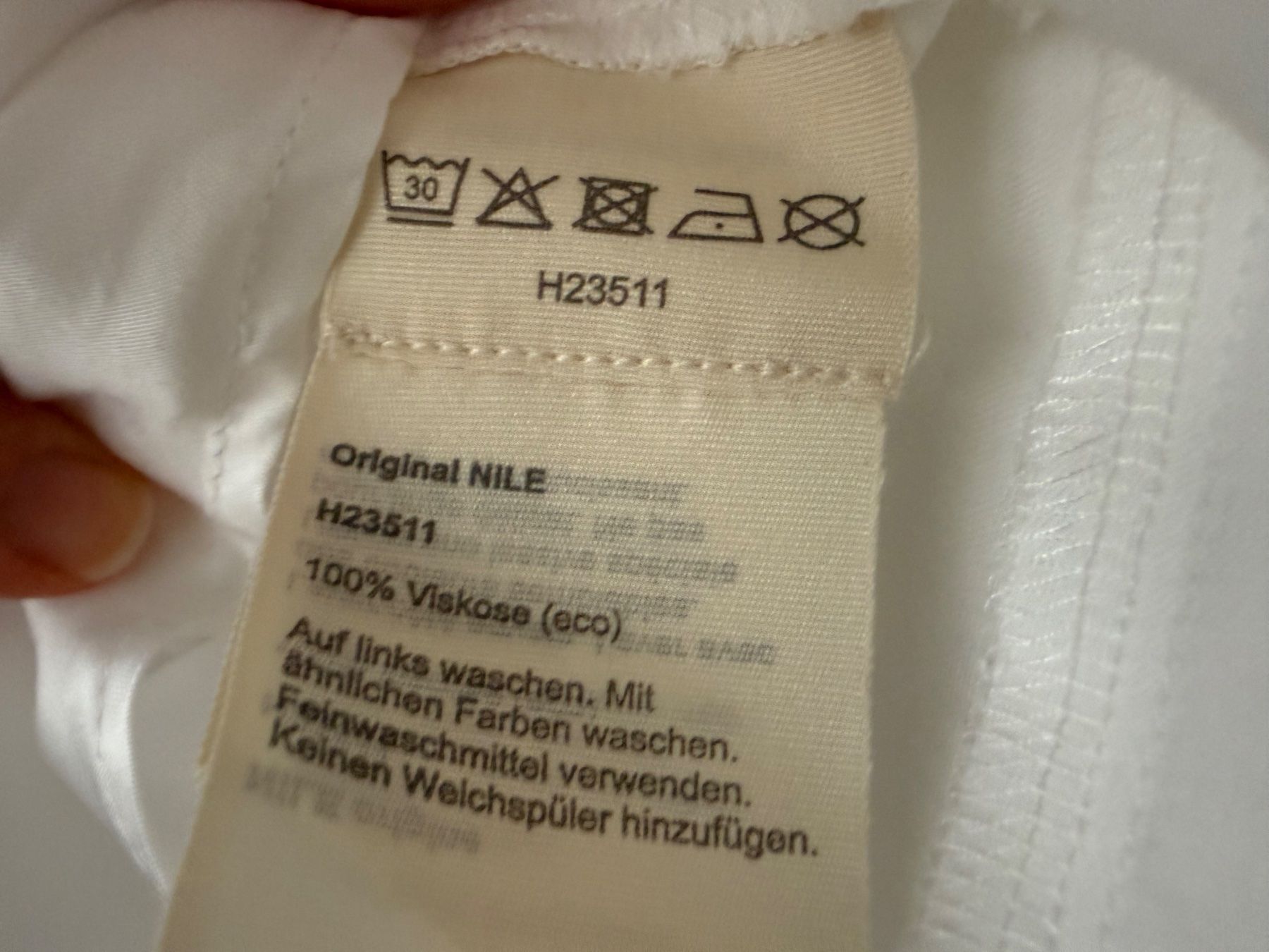 Nile Blusen: Edle NILE-Bluse, weiss, Grösse M – Neu (gemäss Beschreibung) aus Chur von debova 4