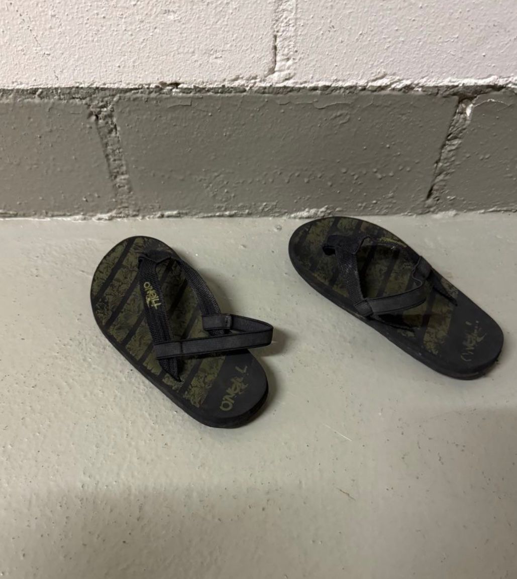 O'Neill Schuhe für Jungen: Kinder Flip Flops Grösse 28 – Gebraucht aus Zürich von zd_1965 2