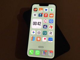 iPhone 13 128gb mit noch 11 Monat Gewährleistung