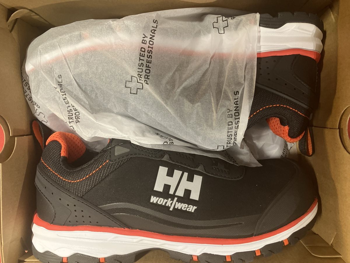 Helly Hansen Scarpe da uomo: Helly Hansen Chelsea Evo 2, Grösse 39 NEU – Nuovo e nell'imballaggio originale da Erlenbach im Simmental! venduto da Simmentaler-Perlen 8