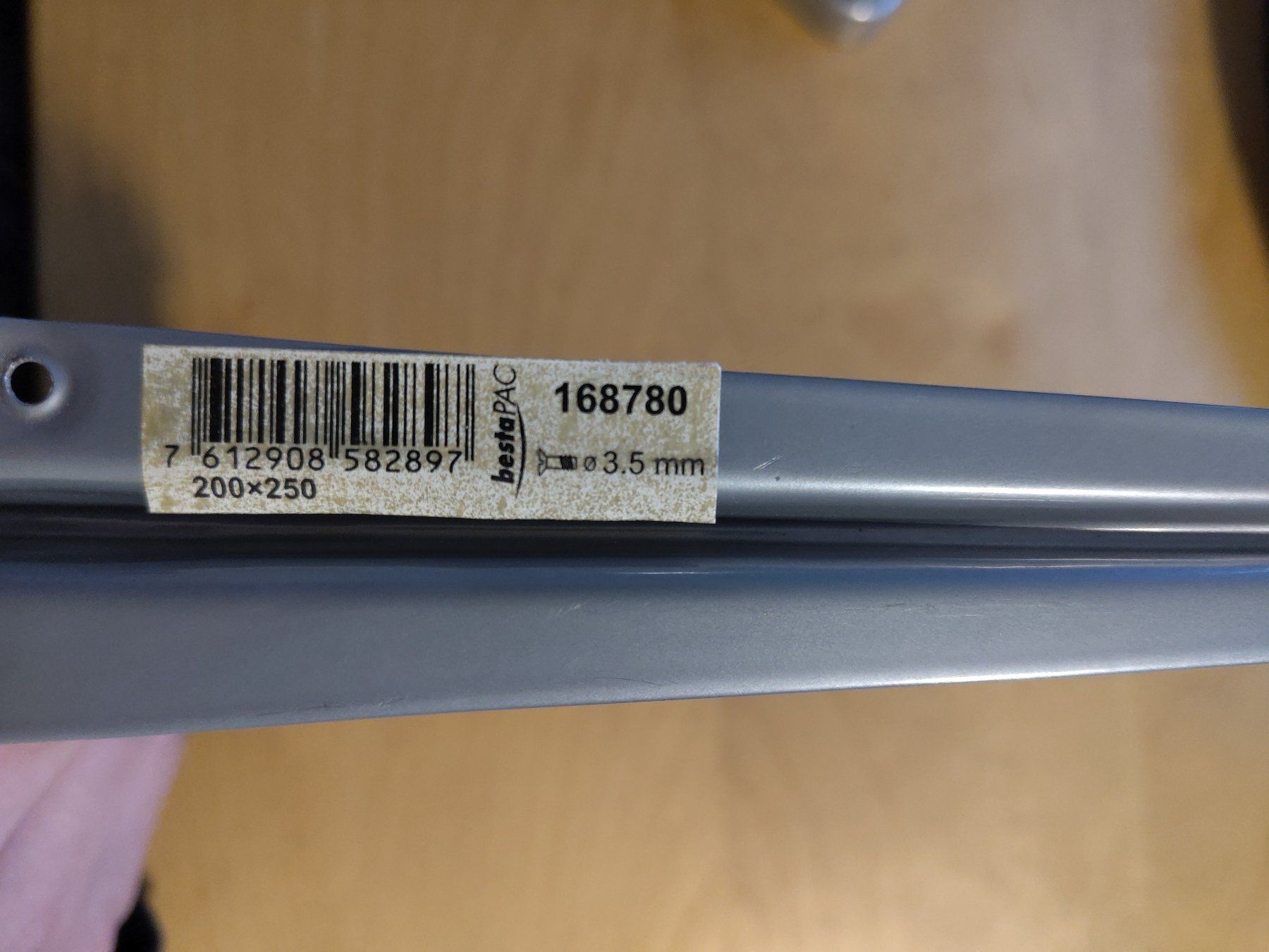 Supporti a parete: Blechkonsole – Usato da Aarau venduto da PatrickUhlmann 1